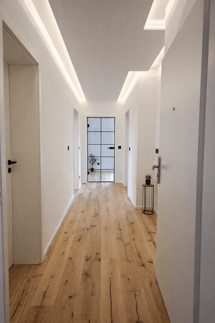 Prodej bytu 3+1 84 m², Tegernheim, Bavorsko Prodej bytu 3+1 84 m², Tegernheim, Bavorsko