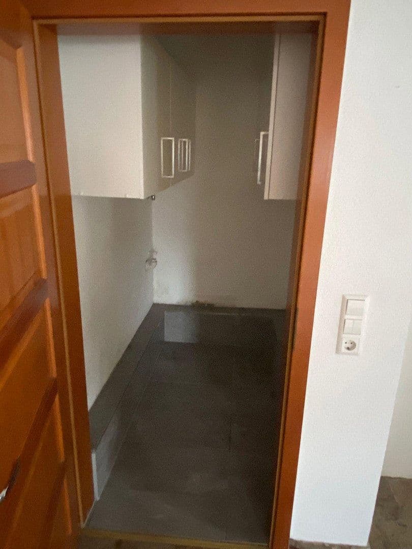 Prodej bytu 4+1 110 m², Holzelfingerstraße 13, Lichtenstein, Bádensko-Württembersko Prodej bytu 4+1 110 m², Holzelfingerstraße 13, Lichtenstein, Bádensko-Württembersko