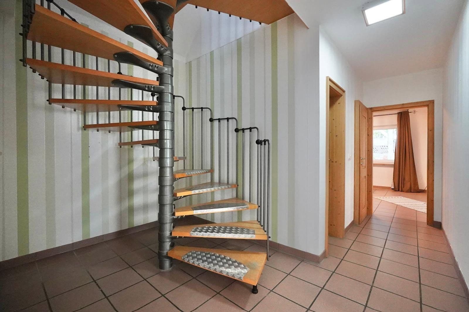 Pronájem domu 128 m², pozemek 516 m², Raunheim, Hessen Pronájem domu 128 m², pozemek 516 m², Raunheim, Hessen