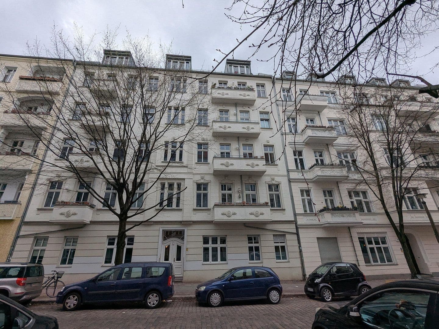 Prodej bytu 4+1 124 m², Liselotte-Hermann-Str. 5, Berlin, Berlín Prodej bytu 4+1 124 m², Liselotte-Hermann-Str. 5, Berlin, Berlín