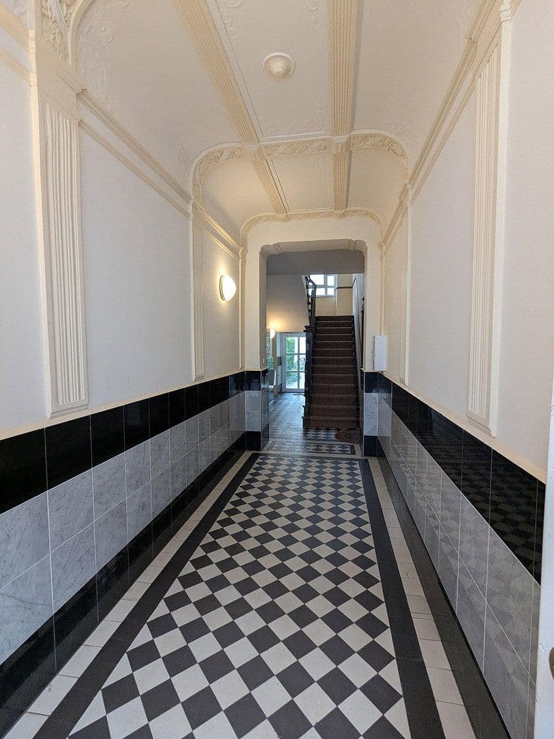 Prodej bytu 4+1 124 m², Liselotte-Hermann-Str. 5, Berlin, Berlín Prodej bytu 4+1 124 m², Liselotte-Hermann-Str. 5, Berlin, Berlín