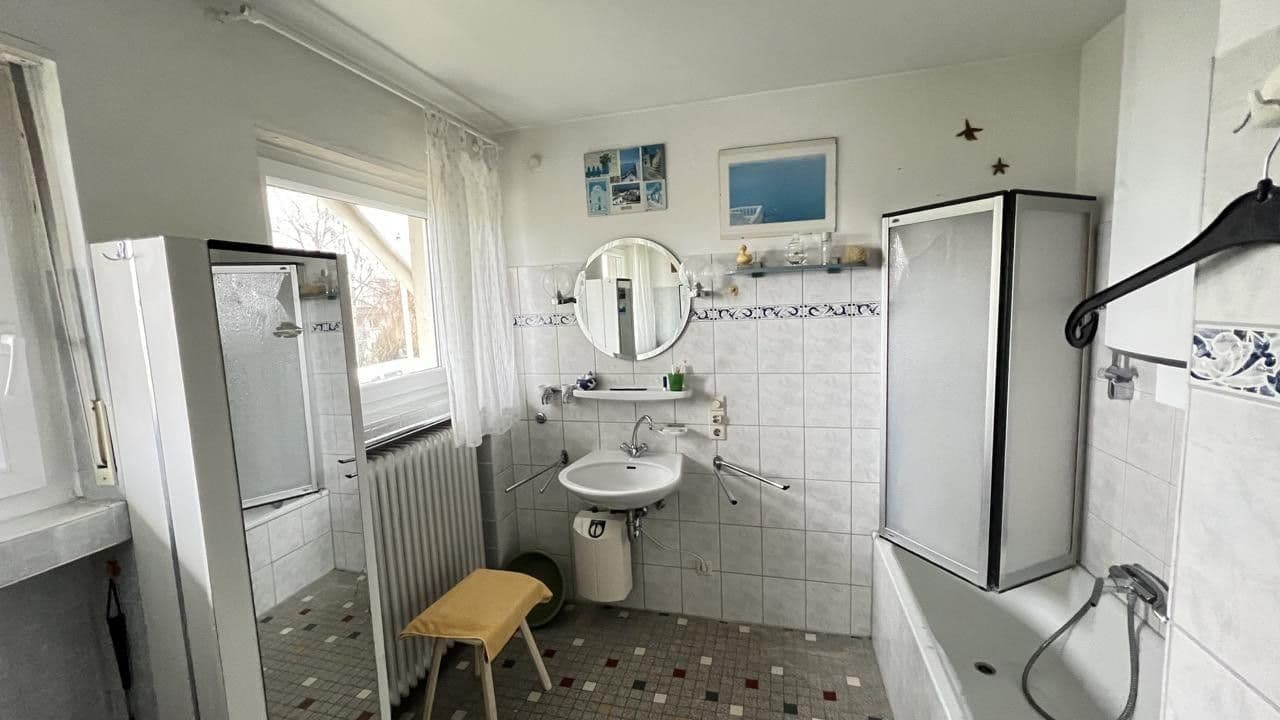 Prodej domu 115 m², pozemek 500 m², Freiburg im Breisgau, Bádensko-Württembersko Prodej domu 115 m², pozemek 500 m², Freiburg im Breisgau, Bádensko-Württembersko