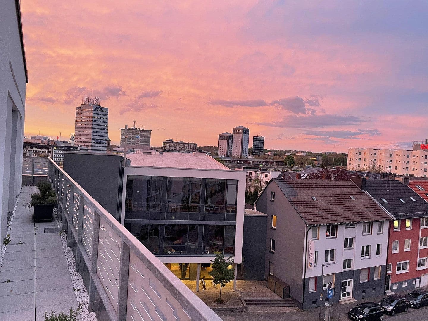 Pronájem bytu 2+kk 76 m², Hermannshöhe 42a, Bochum, Severní Porýní-Vestfálsko Pronájem bytu 2+kk 76 m², Hermannshöhe 42a, Bochum, Severní Porýní-Vestfálsko