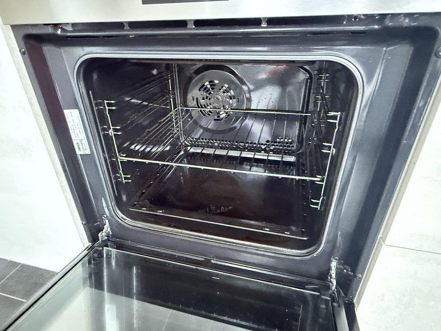 Pronájem bytu 2+kk 76 m², Hermannshöhe 42a, Bochum, Severní Porýní-Vestfálsko Pronájem bytu 2+kk 76 m², Hermannshöhe 42a, Bochum, Severní Porýní-Vestfálsko