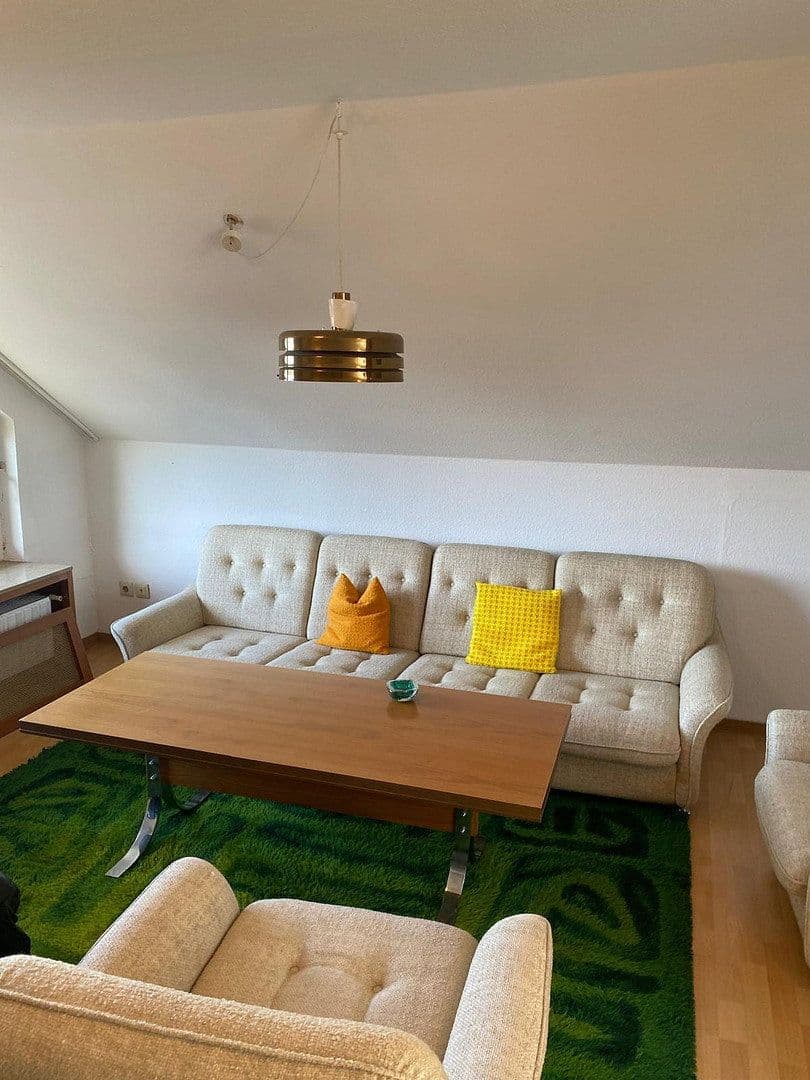 Pronájem bytu 2+kk 85 m², Feldbergstr. 1, Keltern, Bádensko-Württembersko Pronájem bytu 2+kk 85 m², Feldbergstr. 1, Keltern, Bádensko-Württembersko