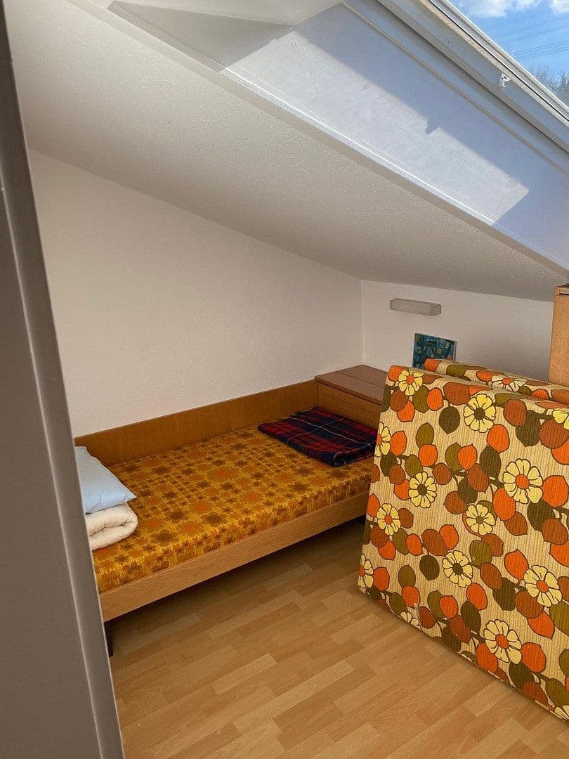 Pronájem bytu 2+kk 85 m², Feldbergstr. 1, Keltern, Bádensko-Württembersko Pronájem bytu 2+kk 85 m², Feldbergstr. 1, Keltern, Bádensko-Württembersko