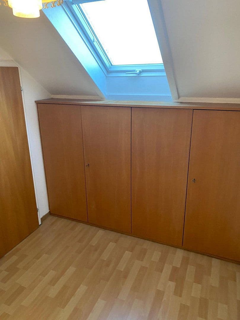 Pronájem bytu 2+kk 85 m², Feldbergstr. 1, Keltern, Bádensko-Württembersko Pronájem bytu 2+kk 85 m², Feldbergstr. 1, Keltern, Bádensko-Württembersko