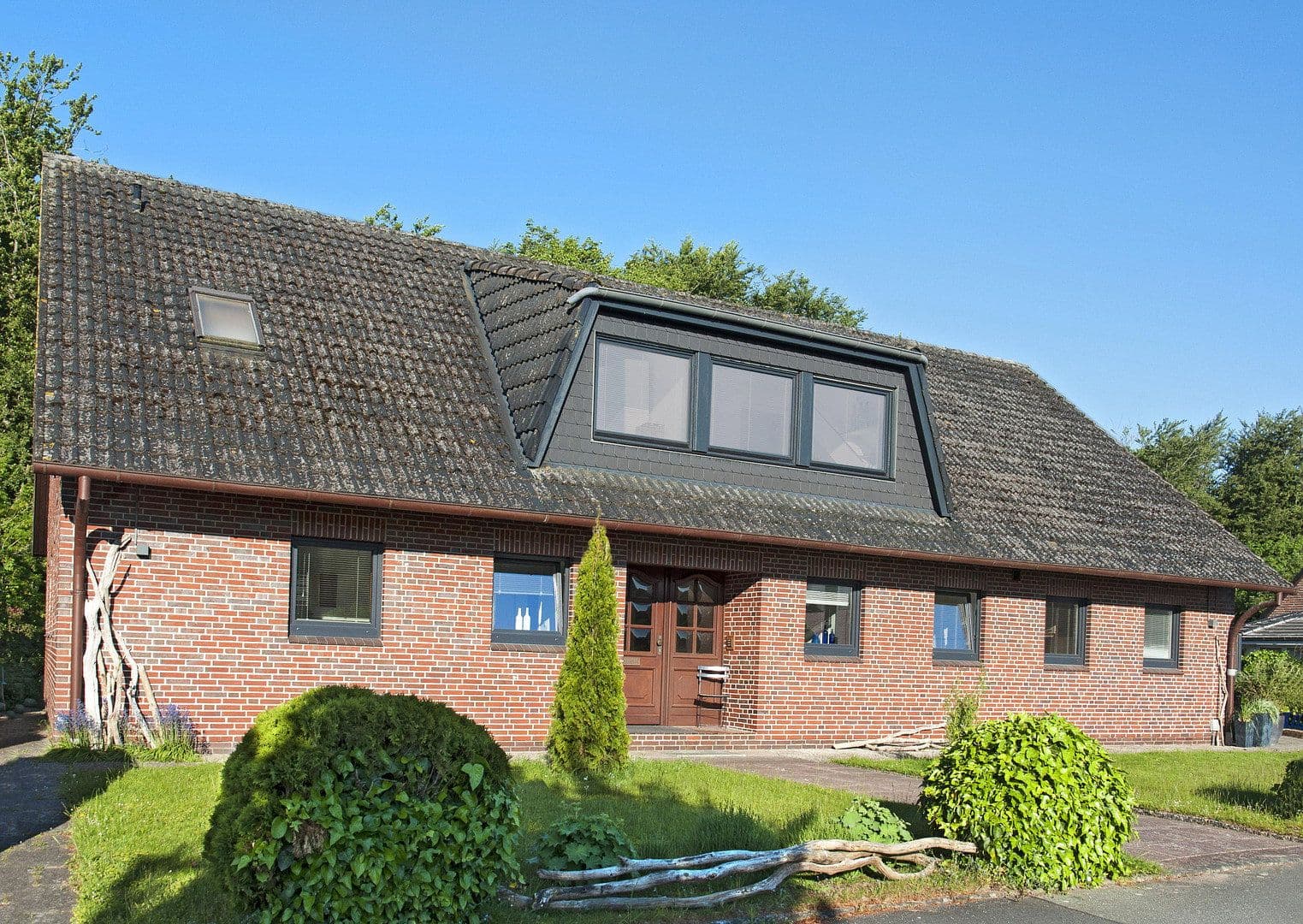 Prodej domu 240 m², pozemek 2.800 m², Westerholz, Šlesvicko-Holštýnsko Prodej domu 240 m², pozemek 2.800 m², Westerholz, Šlesvicko-Holštýnsko