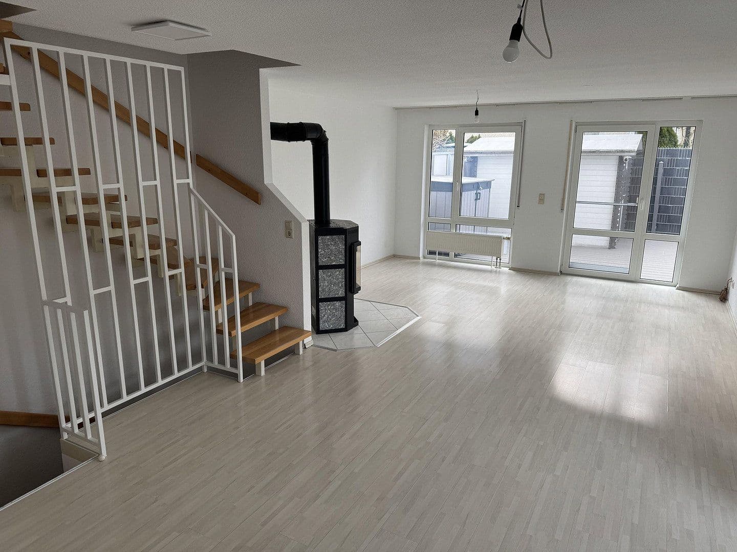 Prodej domu 125 m², pozemek 158 m², Rheinfelden (Baden), Bádensko-Württembersko Prodej domu 125 m², pozemek 158 m², Rheinfelden (Baden), Bádensko-Württembersko