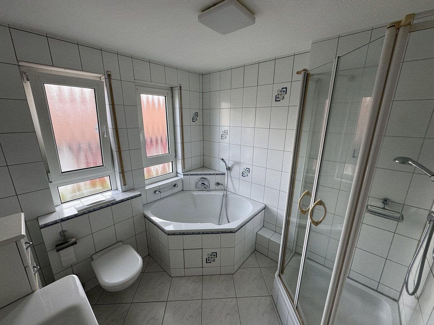 Prodej domu 125 m², pozemek 158 m², Rheinfelden (Baden), Bádensko-Württembersko Prodej domu 125 m², pozemek 158 m², Rheinfelden (Baden), Bádensko-Württembersko