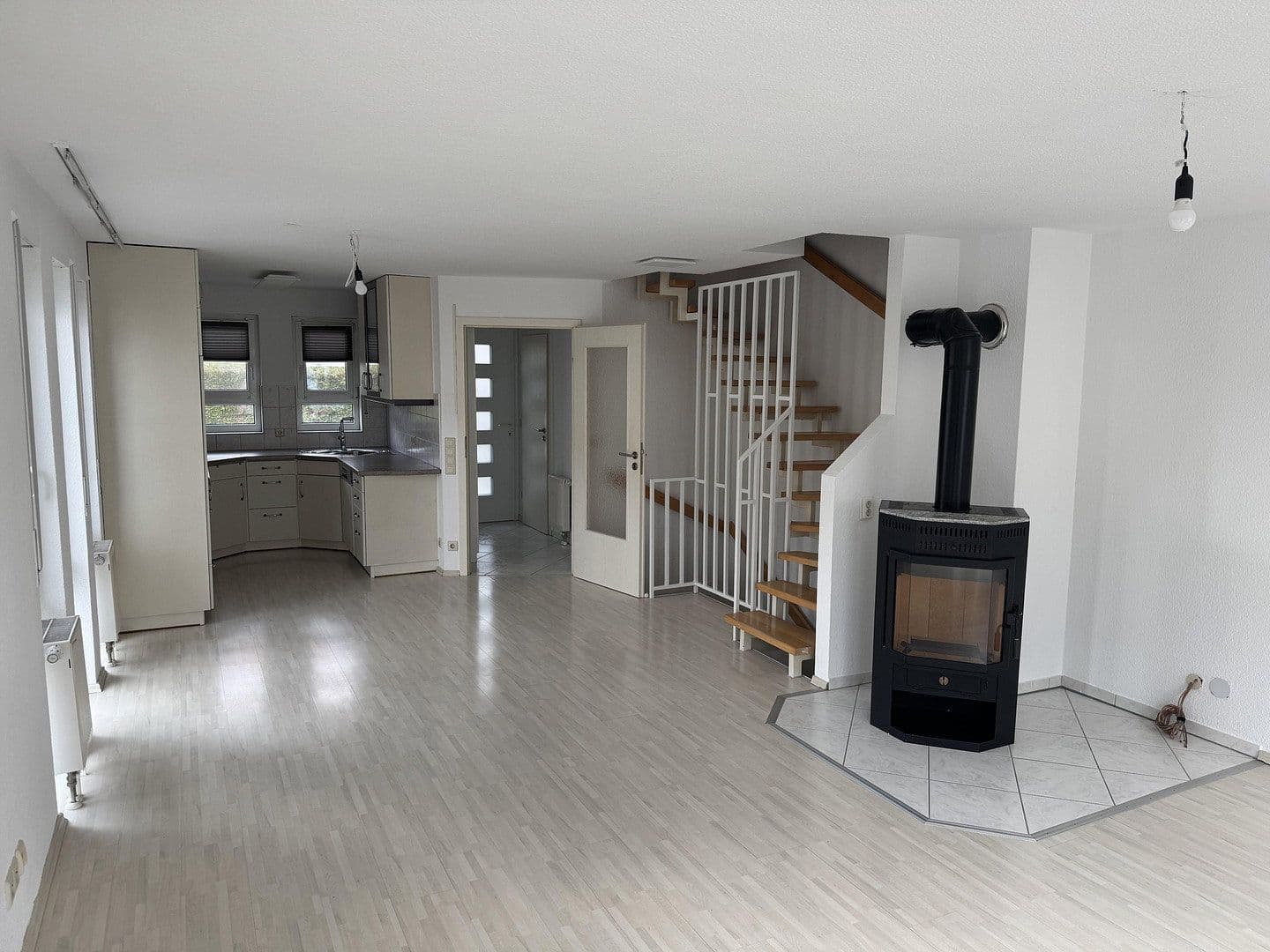 Prodej domu 125 m², pozemek 158 m², Rheinfelden (Baden), Bádensko-Württembersko Prodej domu 125 m², pozemek 158 m², Rheinfelden (Baden), Bádensko-Württembersko