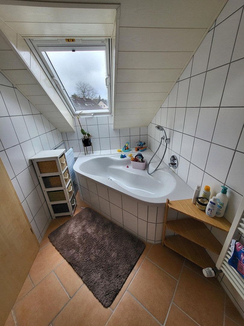 Pronájem domu 125 m², pozemek 252 m², Eschenweg 31, Hildesheim, Dolní Sasko Pronájem domu 125 m², pozemek 252 m², Eschenweg 31, Hildesheim, Dolní Sasko