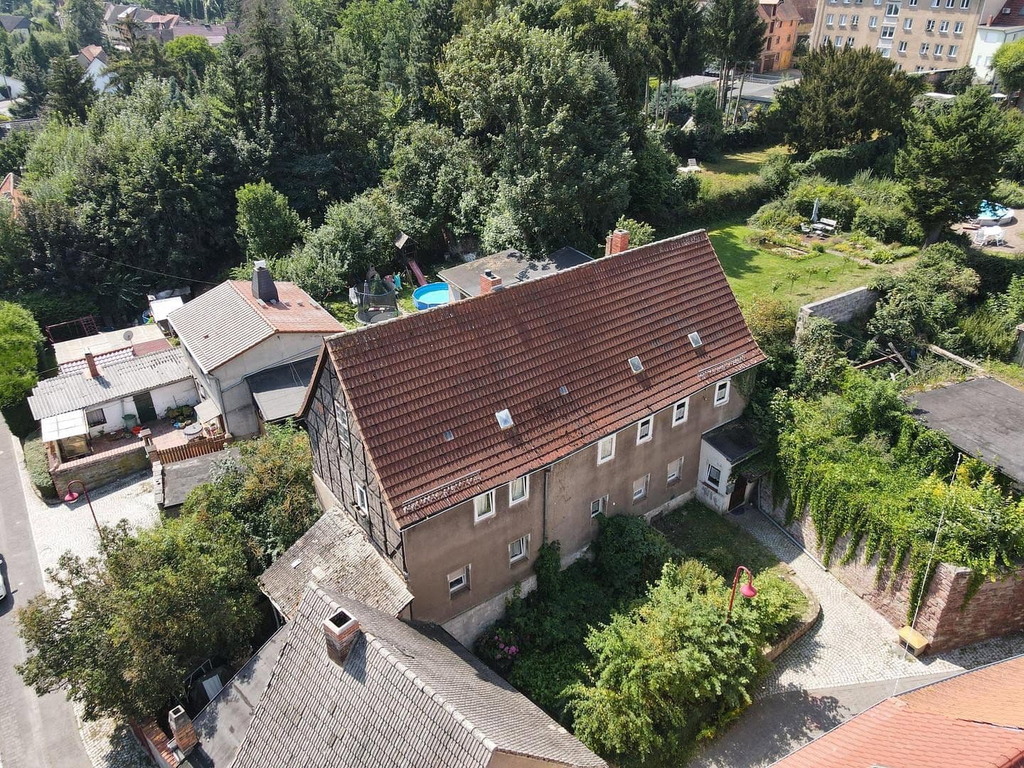 Prodej domu 2.480 m², pozemek 6.908 m², Pegau, Sasko Prodej domu 2.480 m², pozemek 6.908 m², Pegau, Sasko