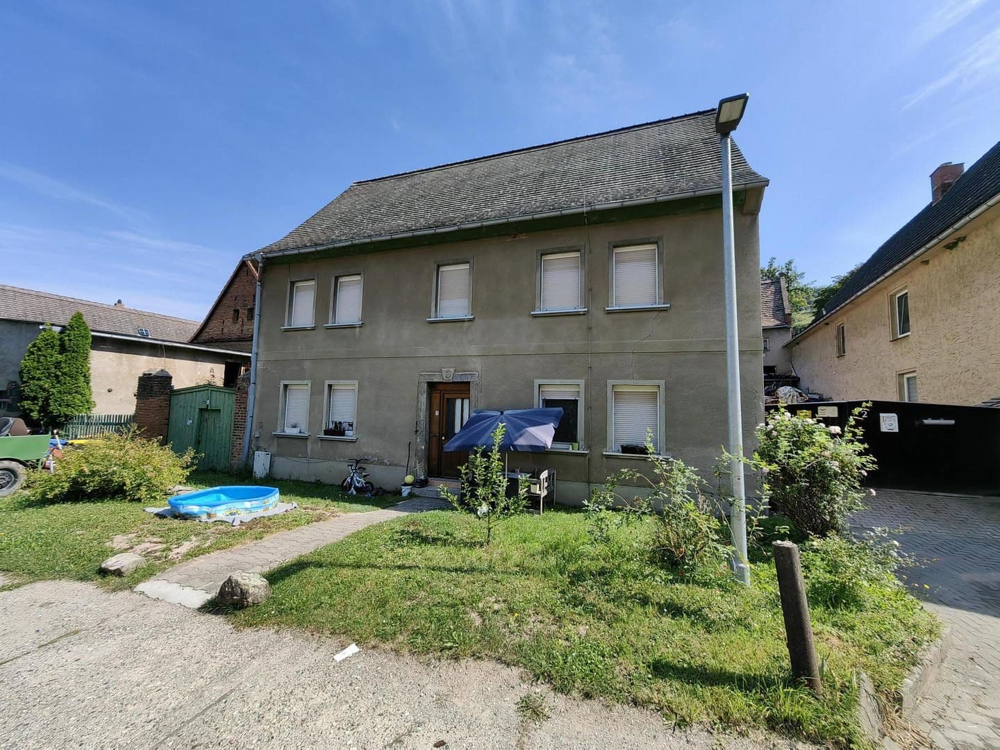 Prodej domu 2.480 m², pozemek 6.908 m², Pegau, Sasko Prodej domu 2.480 m², pozemek 6.908 m², Pegau, Sasko