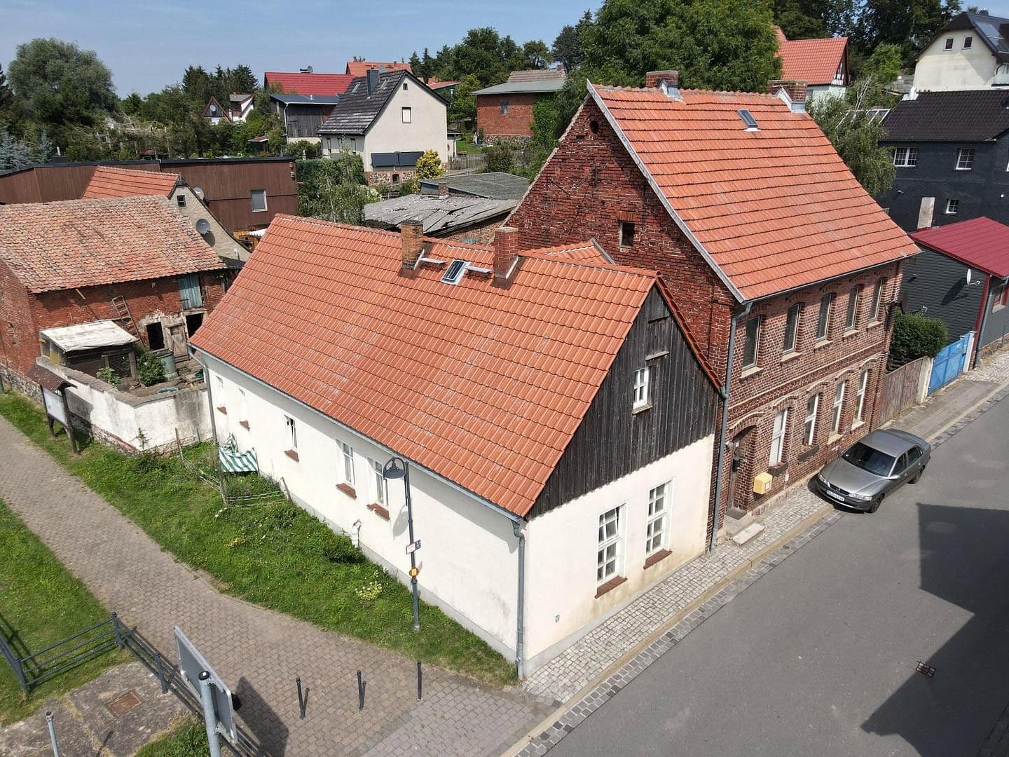Prodej domu 2.480 m², pozemek 6.908 m², Pegau, Sasko Prodej domu 2.480 m², pozemek 6.908 m², Pegau, Sasko