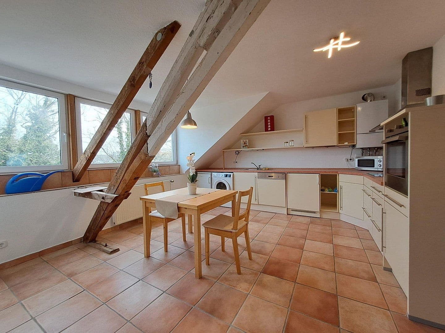 Prodej bytu 1+kk 77 m², Junkerstr. 58, Cáchy, Severní Porýní-Vestfálsko Prodej bytu 1+kk 77 m², Junkerstr. 58, Cáchy, Severní Porýní-Vestfálsko