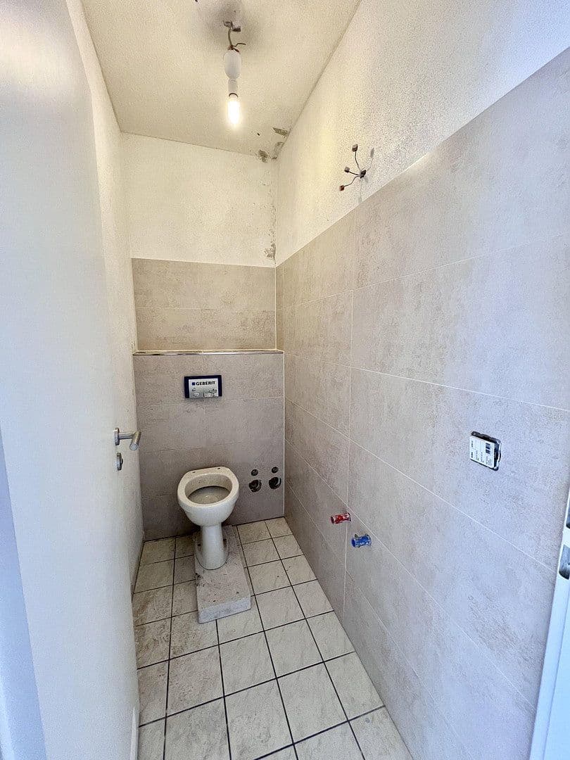 Pronájem bytu 3+1 78 m², Fürth, Bavorsko Pronájem bytu 3+1 78 m², Fürth, Bavorsko