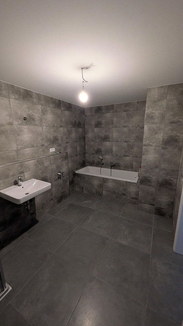 Pronájem bytu 3+kk 115 m², Gymnasiumstraße 79, Pforzheim, Bádensko-Württembersko Pronájem bytu 3+kk 115 m², Gymnasiumstraße 79, Pforzheim, Bádensko-Württembersko