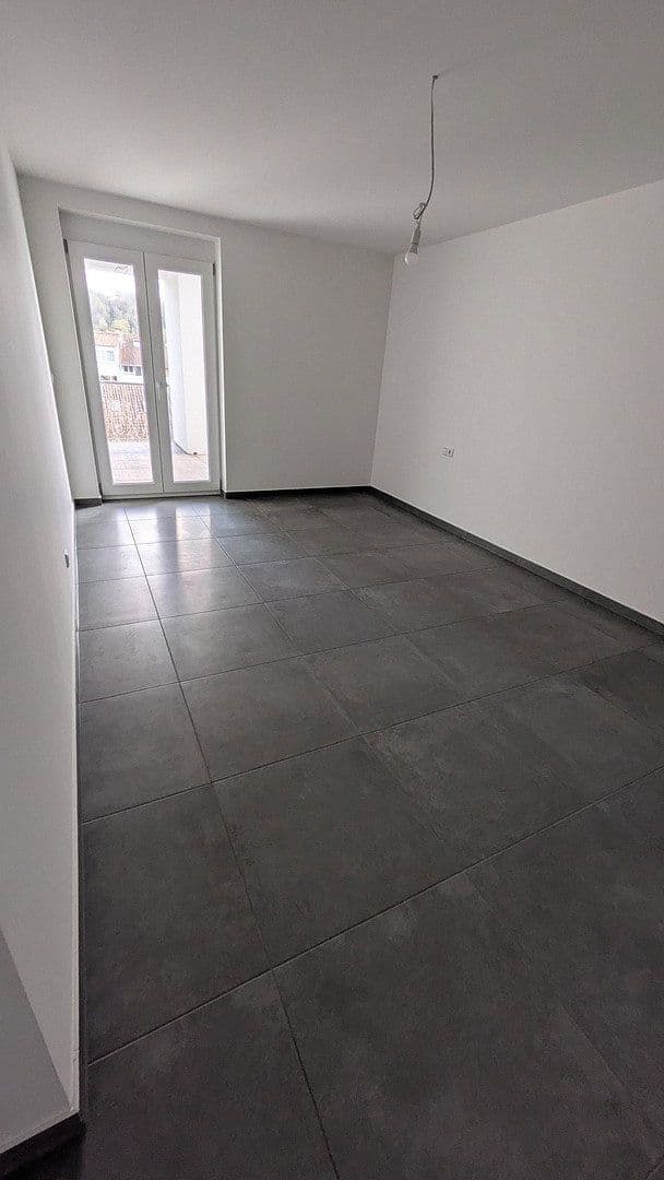 Pronájem bytu 3+kk 115 m², Gymnasiumstraße 79, Pforzheim, Bádensko-Württembersko Pronájem bytu 3+kk 115 m², Gymnasiumstraße 79, Pforzheim, Bádensko-Württembersko