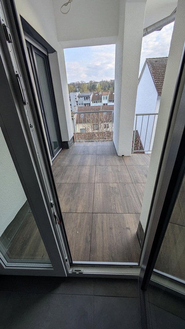 Pronájem bytu 3+kk 115 m², Gymnasiumstraße 79, Pforzheim, Bádensko-Württembersko Pronájem bytu 3+kk 115 m², Gymnasiumstraße 79, Pforzheim, Bádensko-Württembersko