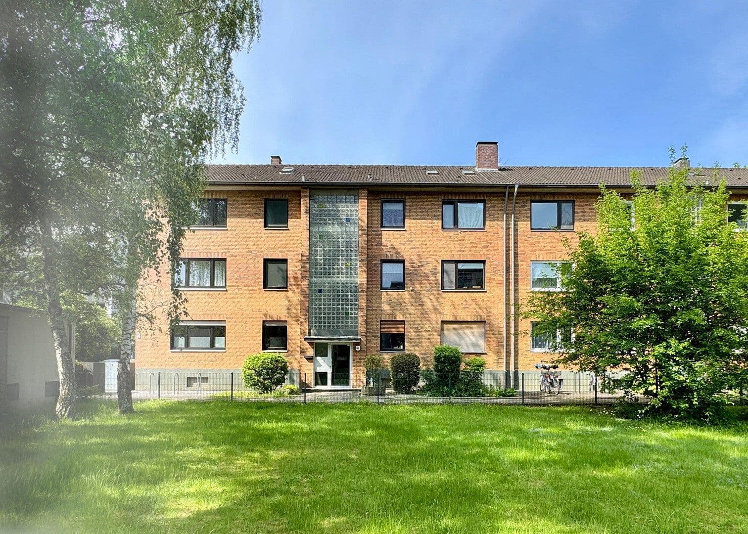 Prodej domu 594 m², pozemek 690 m², Düsseldorf, Severní Porýní-Vestfálsko Prodej domu 594 m², pozemek 690 m², Düsseldorf, Severní Porýní-Vestfálsko