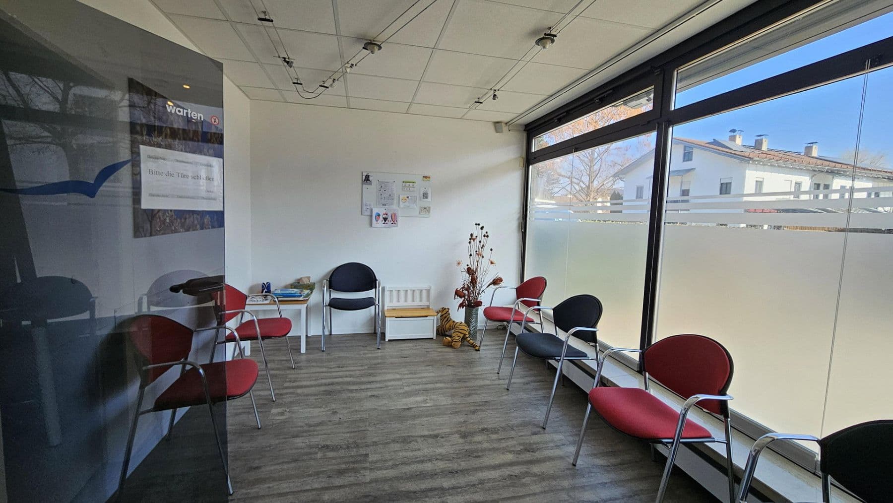 Pronájem kanceláře 137 m², Sepp-Straßberger-Str. 18, Kolbermoor, Bavorsko Pronájem kanceláře 137 m², Sepp-Straßberger-Str. 18, Kolbermoor, Bavorsko