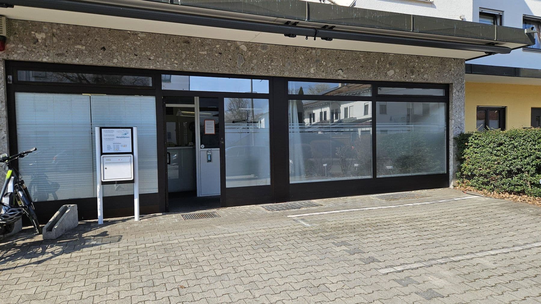 Pronájem kanceláře 137 m², Sepp-Straßberger-Str. 18, Kolbermoor, Bavorsko Pronájem kanceláře 137 m², Sepp-Straßberger-Str. 18, Kolbermoor, Bavorsko