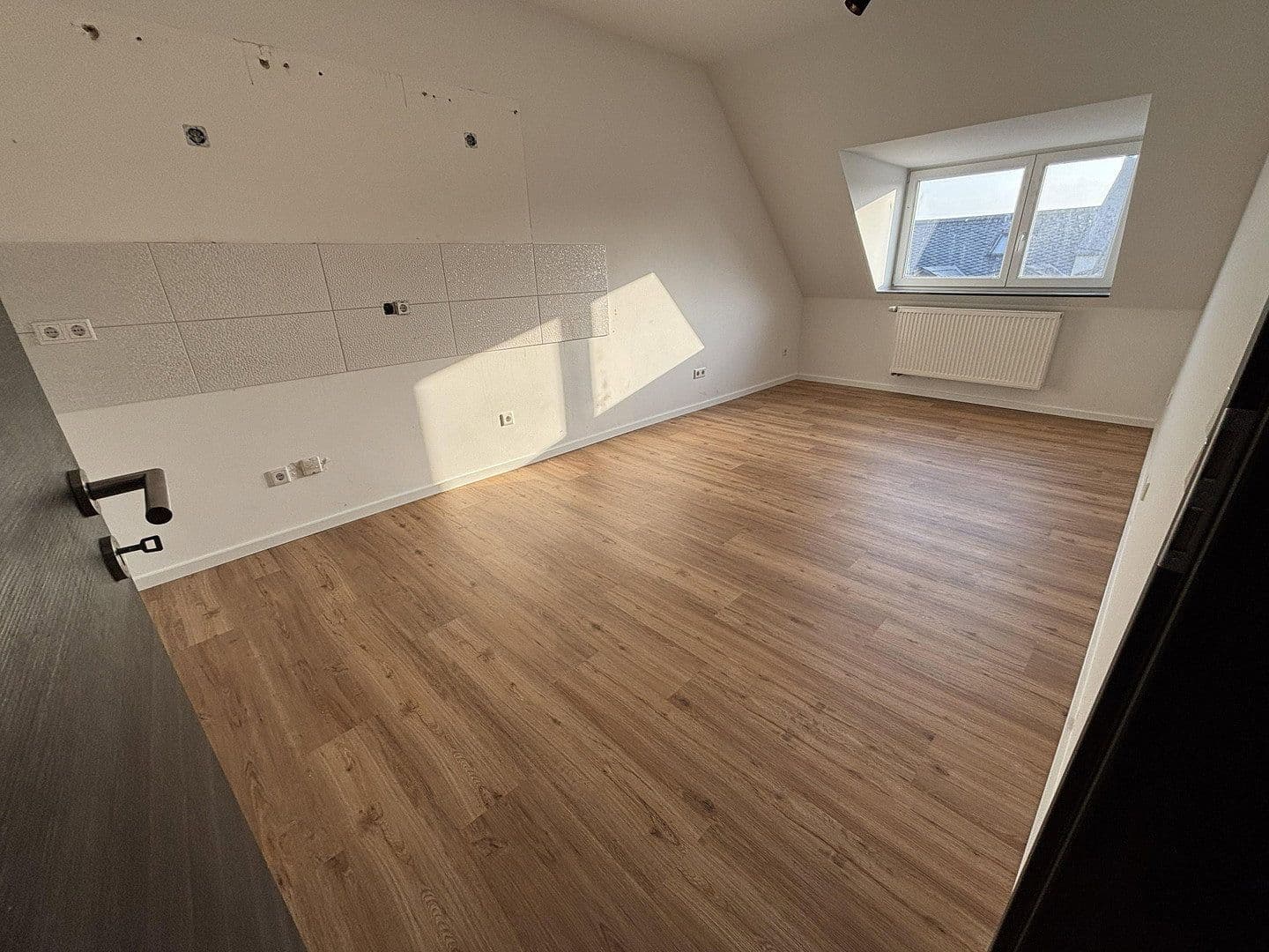 Pronájem bytu 3+1 77 m², Wiesbaden, Hessen Pronájem bytu 3+1 77 m², Wiesbaden, Hessen