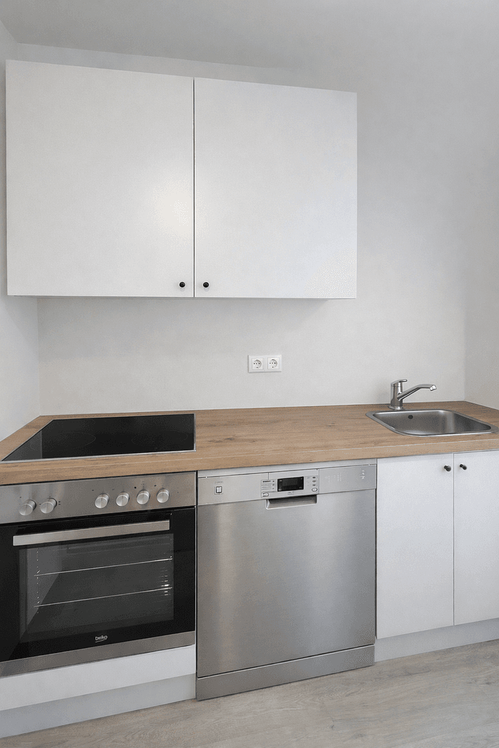 Pronájem bytu 4+1 69 m², Hannover, Dolní Sasko Pronájem bytu 4+1 69 m², Hannover, Dolní Sasko