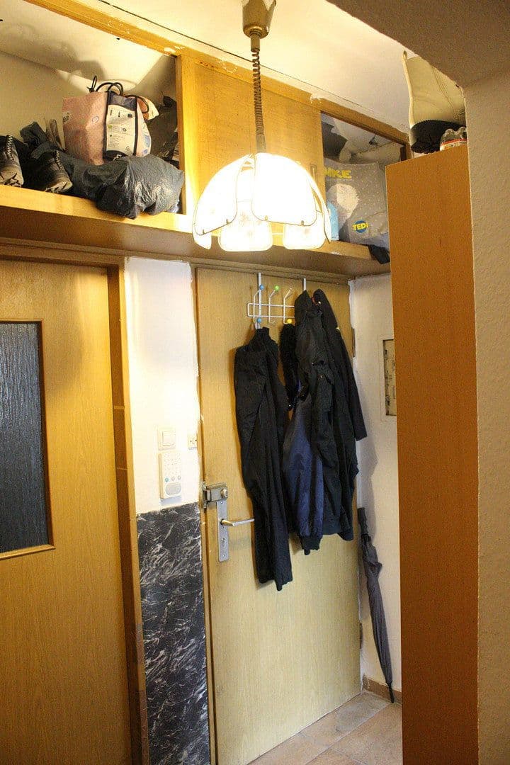 Pronájem bytu 2+1 50 m², Mainstraße 4, Frankfurt, Hessen Pronájem bytu 2+1 50 m², Mainstraße 4, Frankfurt, Hessen