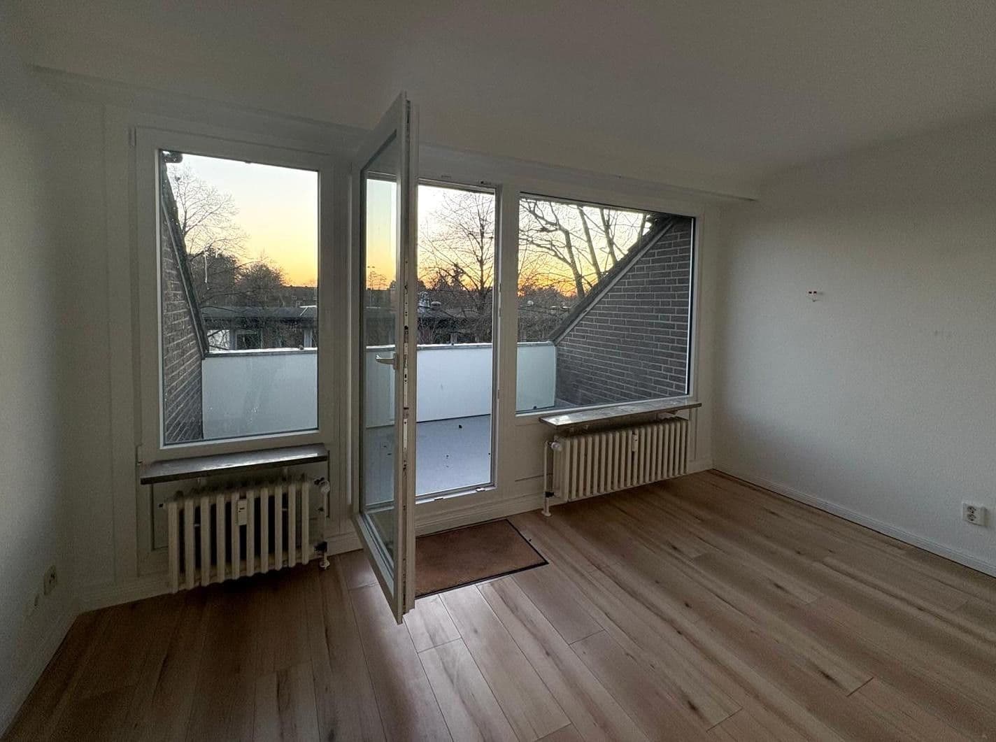 Prodej bytu 1+kk 45 m², Hamburg, Hamburg Prodej bytu 1+kk 45 m², Hamburg, Hamburg