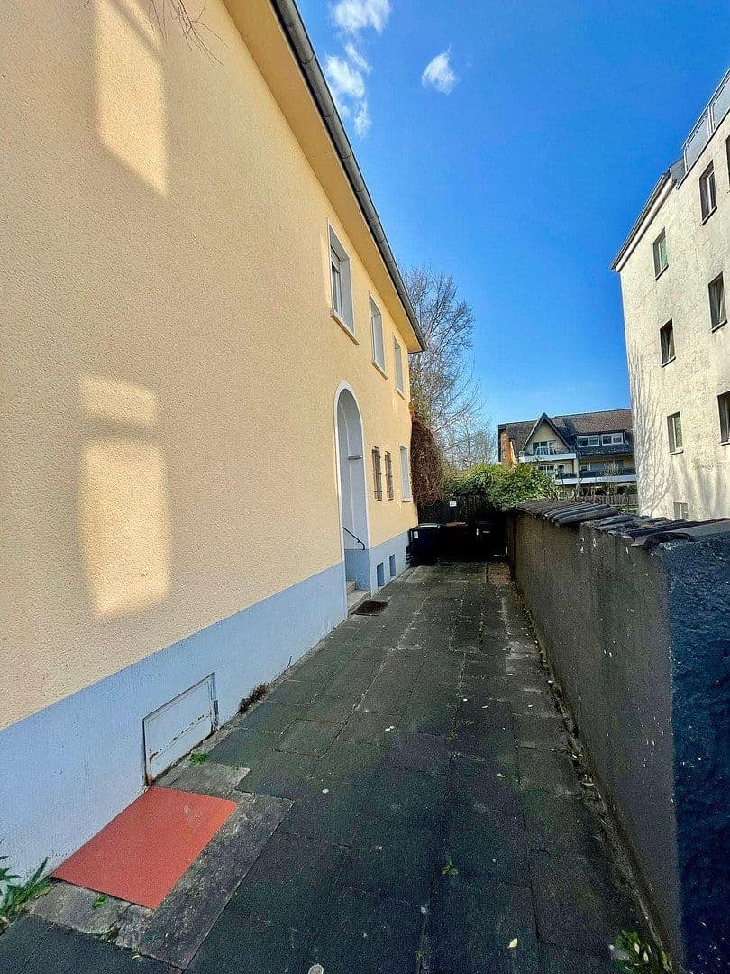 Prodej domu 199 m², pozemek 770 m², Luxemburger Str. 308, Hürth, Severní Porýní-Vestfálsko Prodej domu 199 m², pozemek 770 m², Luxemburger Str. 308, Hürth, Severní Porýní-Vestfálsko