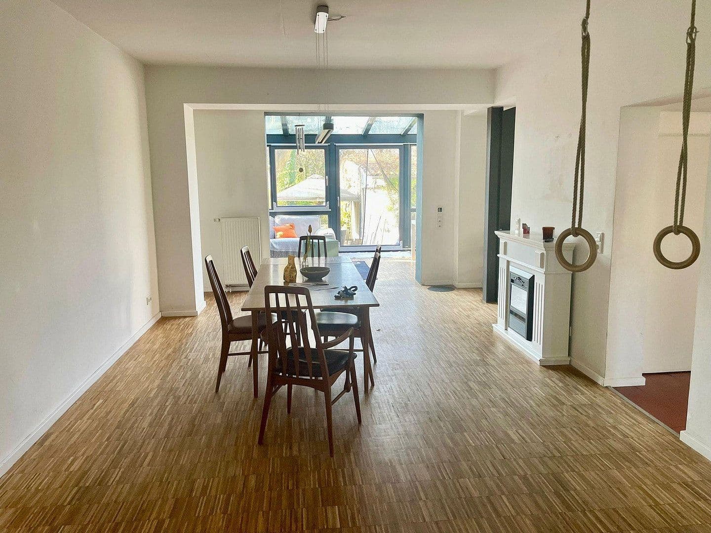 Prodej domu 199 m², pozemek 770 m², Luxemburger Str. 308, Hürth, Severní Porýní-Vestfálsko Prodej domu 199 m², pozemek 770 m², Luxemburger Str. 308, Hürth, Severní Porýní-Vestfálsko