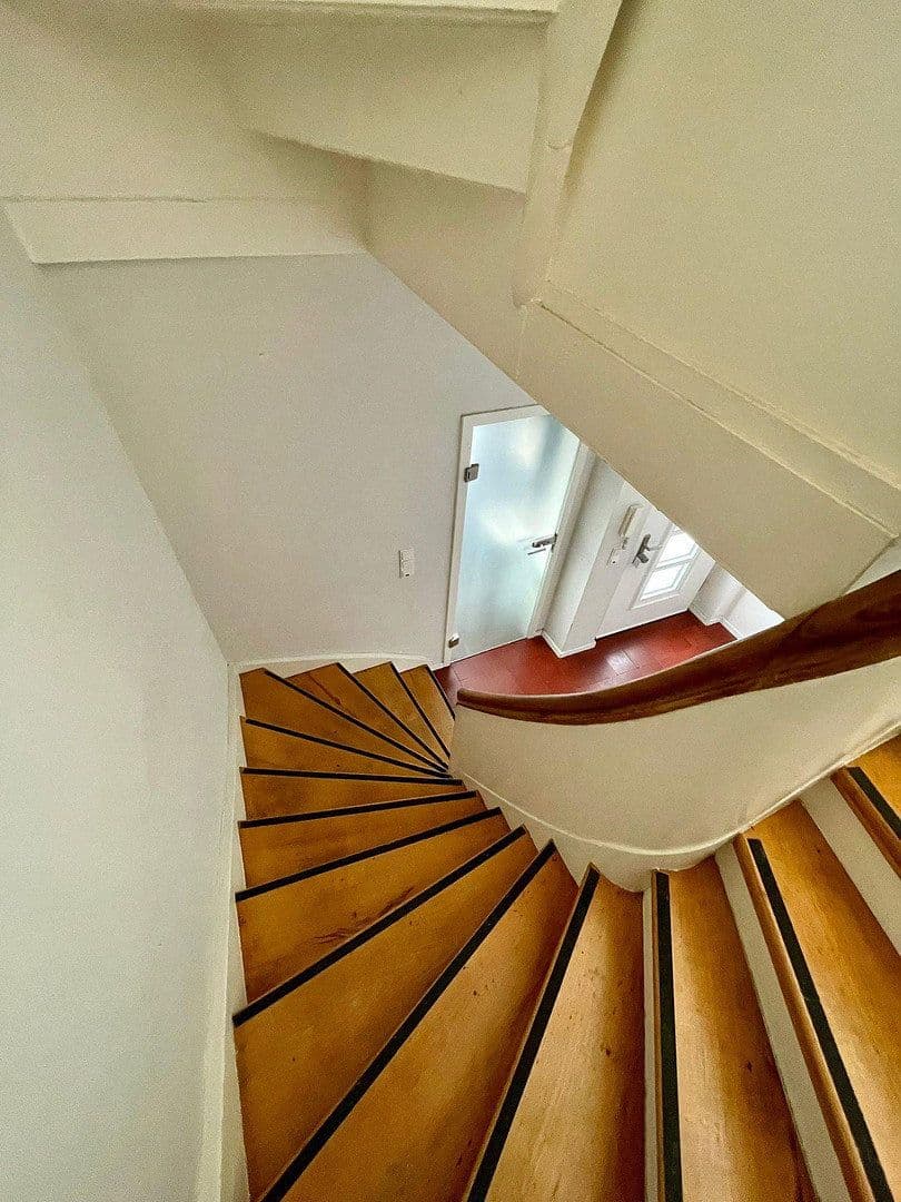 Prodej domu 199 m², pozemek 770 m², Luxemburger Str. 308, Hürth, Severní Porýní-Vestfálsko Prodej domu 199 m², pozemek 770 m², Luxemburger Str. 308, Hürth, Severní Porýní-Vestfálsko