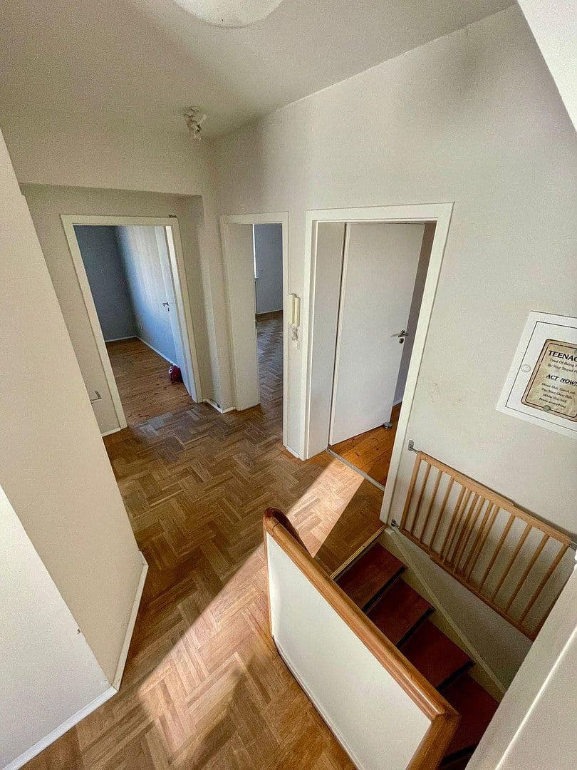 Prodej domu 199 m², pozemek 770 m², Luxemburger Str. 308, Hürth, Severní Porýní-Vestfálsko Prodej domu 199 m², pozemek 770 m², Luxemburger Str. 308, Hürth, Severní Porýní-Vestfálsko