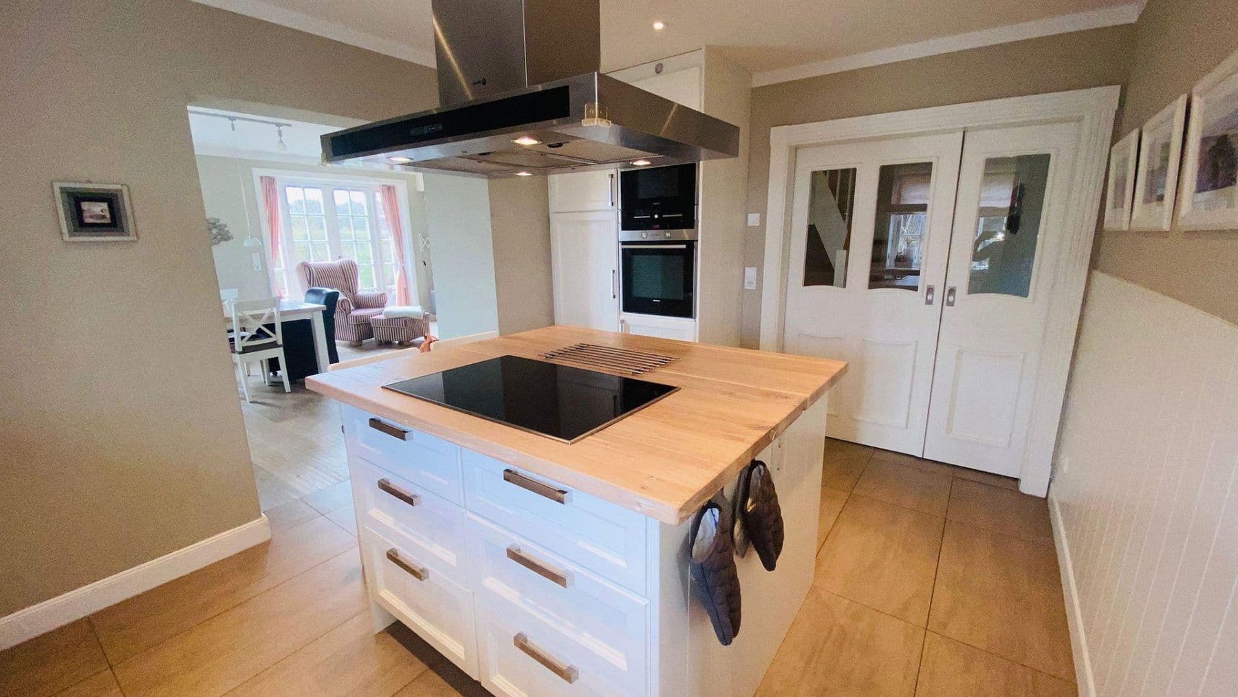 Prodej domu 127 m², pozemek 866 m², Triibergem 55b, Utersum, Šlesvicko-Holštýnsko Prodej domu 127 m², pozemek 866 m², Triibergem 55b, Utersum, Šlesvicko-Holštýnsko