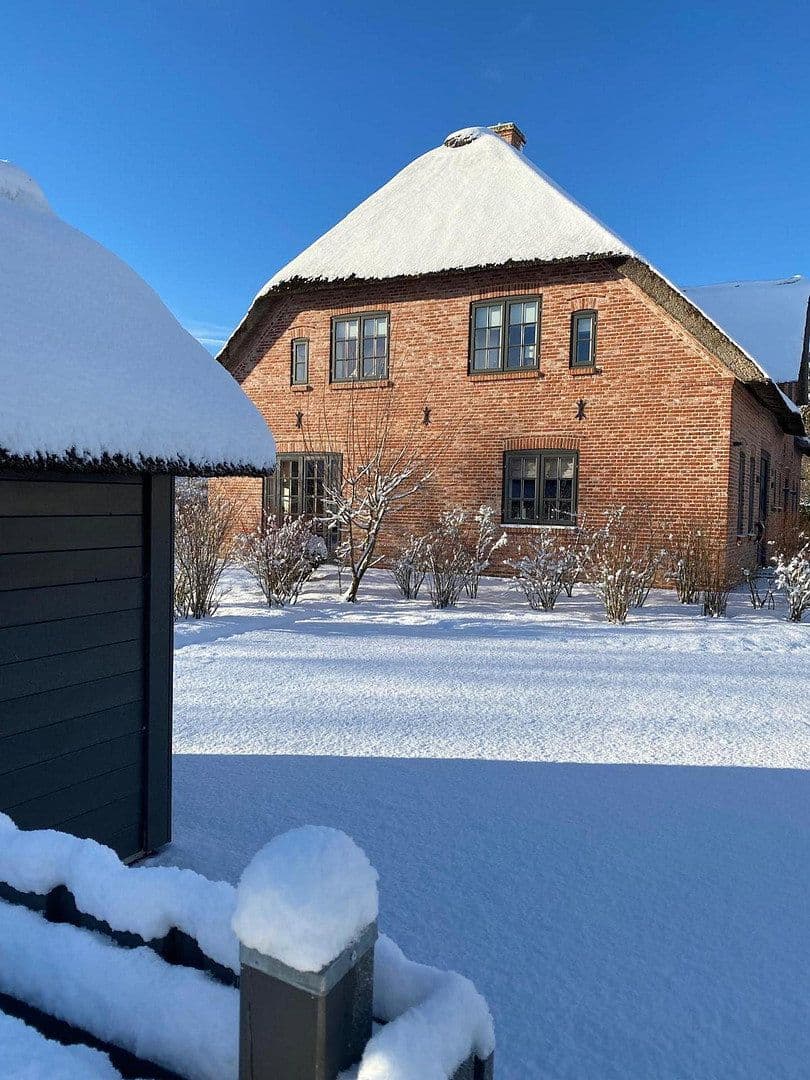 Prodej domu 127 m², pozemek 866 m², Triibergem 55b, Utersum, Šlesvicko-Holštýnsko Prodej domu 127 m², pozemek 866 m², Triibergem 55b, Utersum, Šlesvicko-Holštýnsko