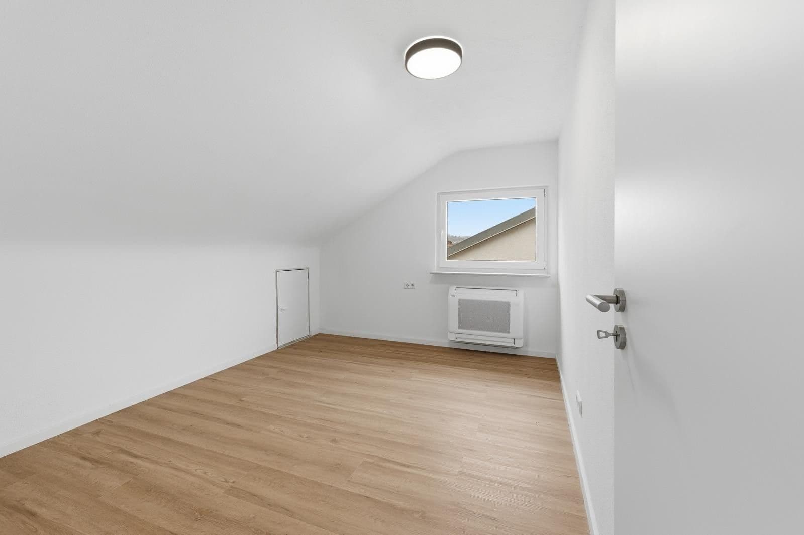 Prodej bytu 2+1 34 m², Nordbahnhofstraße, Stuttgart, Bádensko-Württembersko Prodej bytu 2+1 34 m², Nordbahnhofstraße, Stuttgart, Bádensko-Württembersko