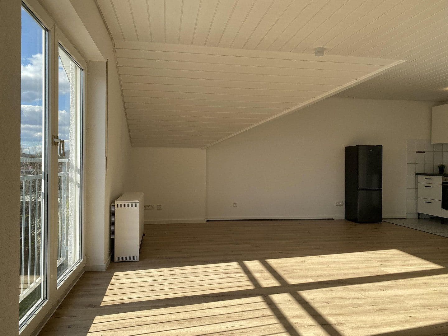 Pronájem bytu 1+1 39 m², Haßmersheim, Bádensko-Württembersko Pronájem bytu 1+1 39 m², Haßmersheim, Bádensko-Württembersko