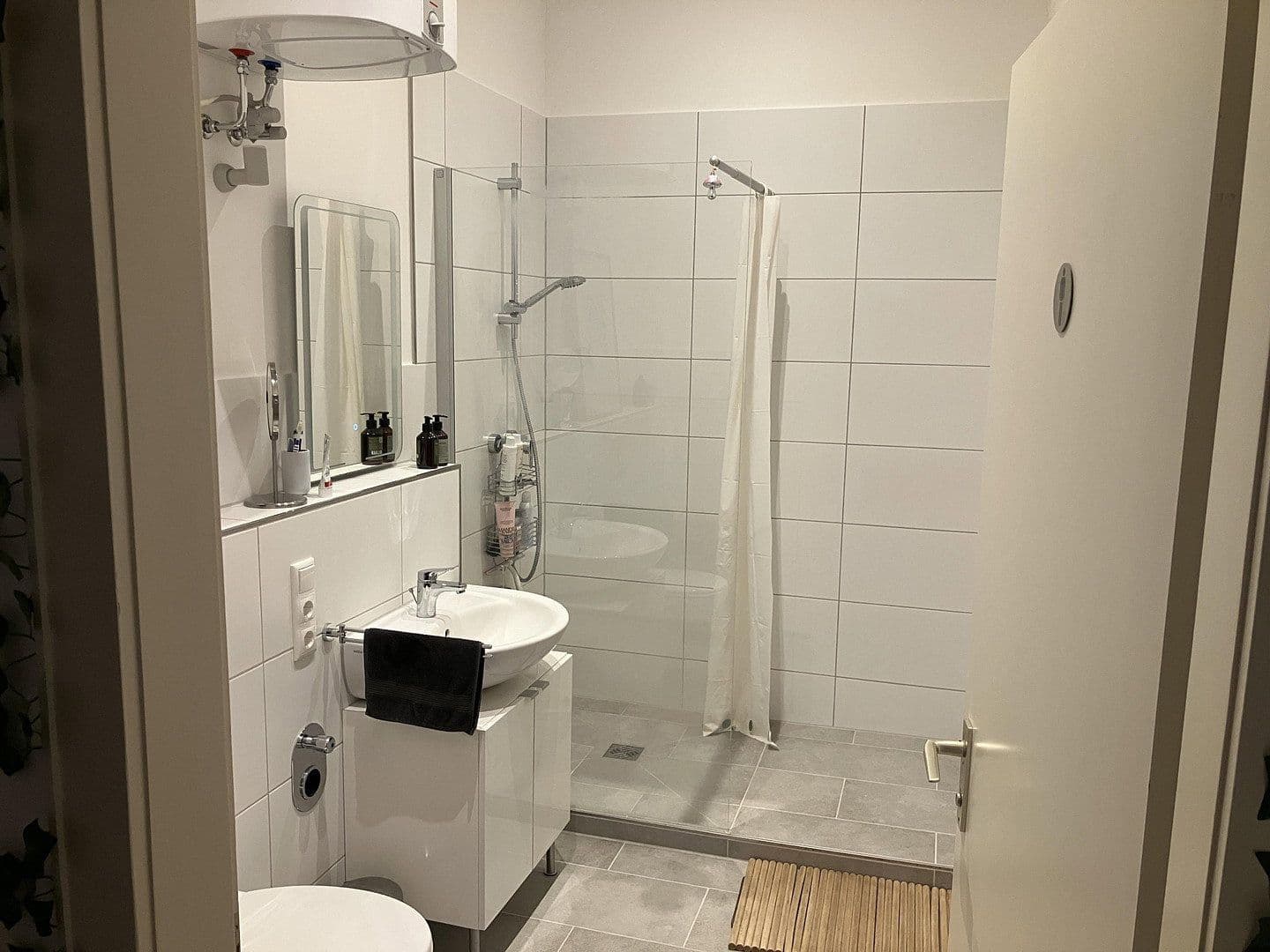 Pronájem bytu 1+1 56 m², Stephanienstr. 42 - 44, Karslruhe, Bádensko-Württembersko Pronájem bytu 1+1 56 m², Stephanienstr. 42 - 44, Karslruhe, Bádensko-Württembersko