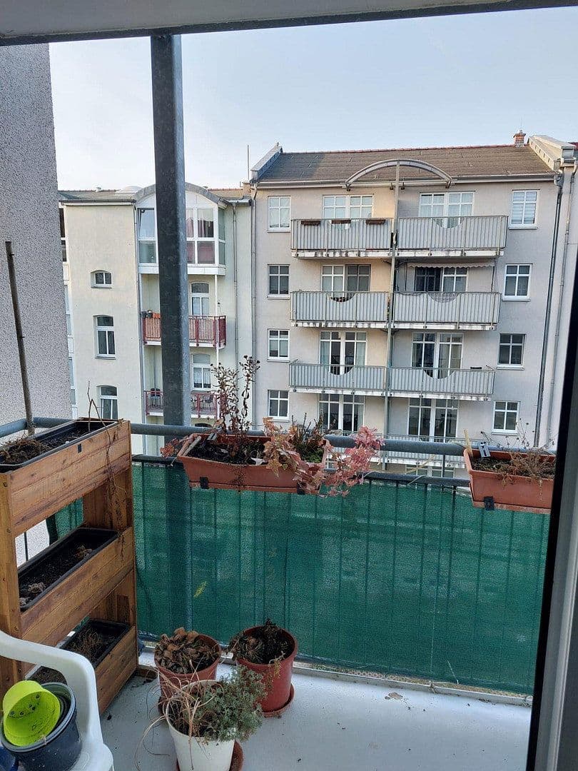 Pronájem bytu 1+1 37 m², Anhalter Straße 3, Halle, Sasko-Anhaltsko Pronájem bytu 1+1 37 m², Anhalter Straße 3, Halle, Sasko-Anhaltsko