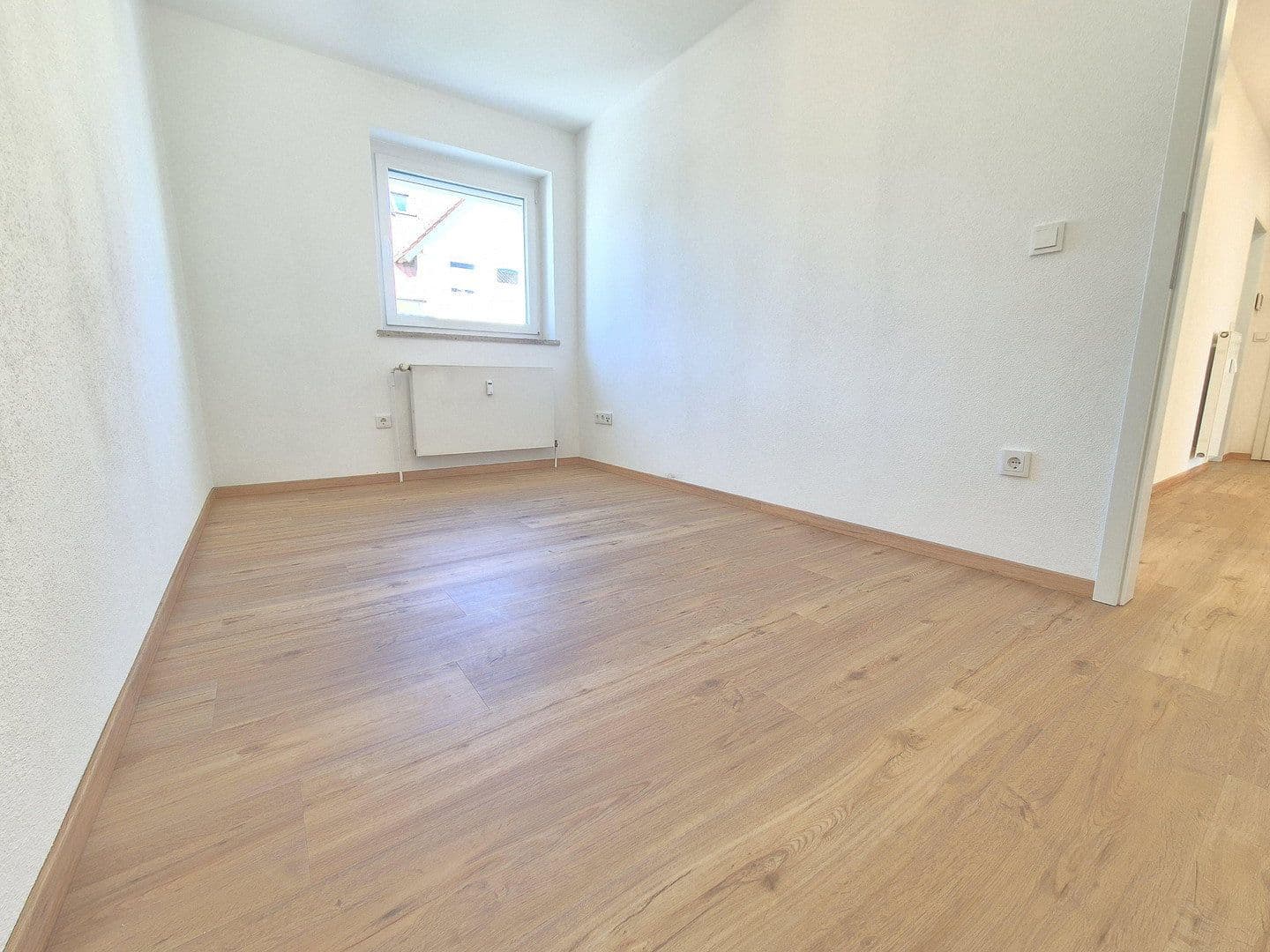 Pronájem bytu 3+1 74 m², Ergolding, Bavorsko Pronájem bytu 3+1 74 m², Ergolding, Bavorsko