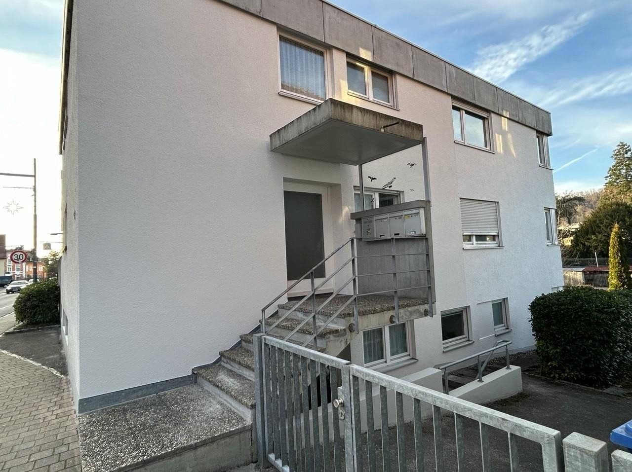 Prodej domu 272 m², pozemek 593 m², Lörrach, Bádensko-Württembersko Prodej domu 272 m², pozemek 593 m², Lörrach, Bádensko-Württembersko