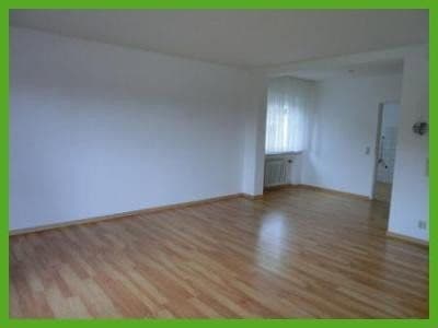 Pronájem bytu 4+1 106 m², Kuhstr. 11b, Wachtberg, Severní Porýní-Vestfálsko Pronájem bytu 4+1 106 m², Kuhstr. 11b, Wachtberg, Severní Porýní-Vestfálsko