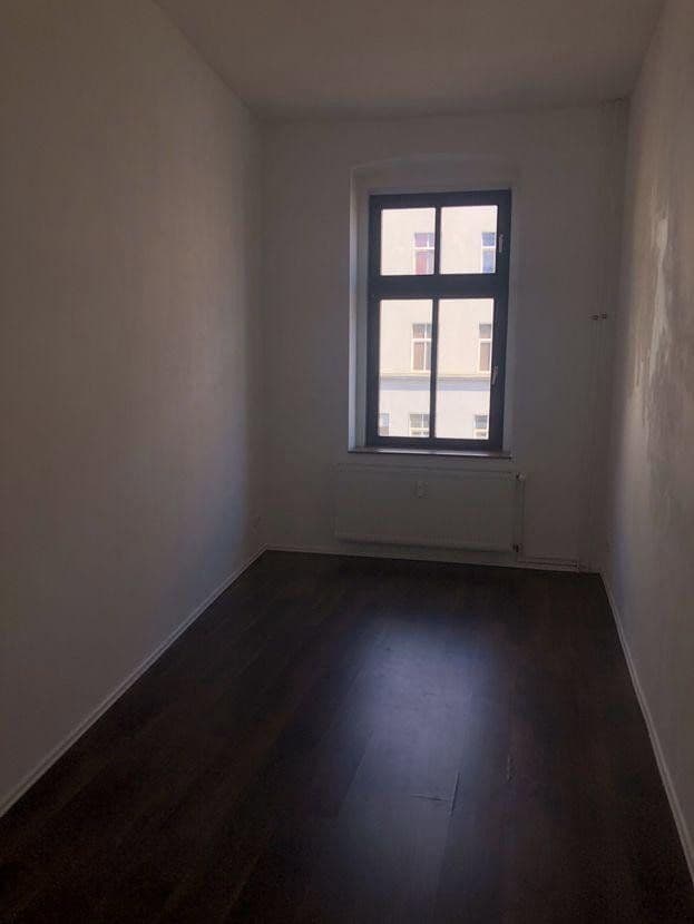 Pronájem bytu 4+1 105 m², Leipzigerstraße 19, Frankfurt Oder, Braniborsko Pronájem bytu 4+1 105 m², Leipzigerstraße 19, Frankfurt Oder, Braniborsko