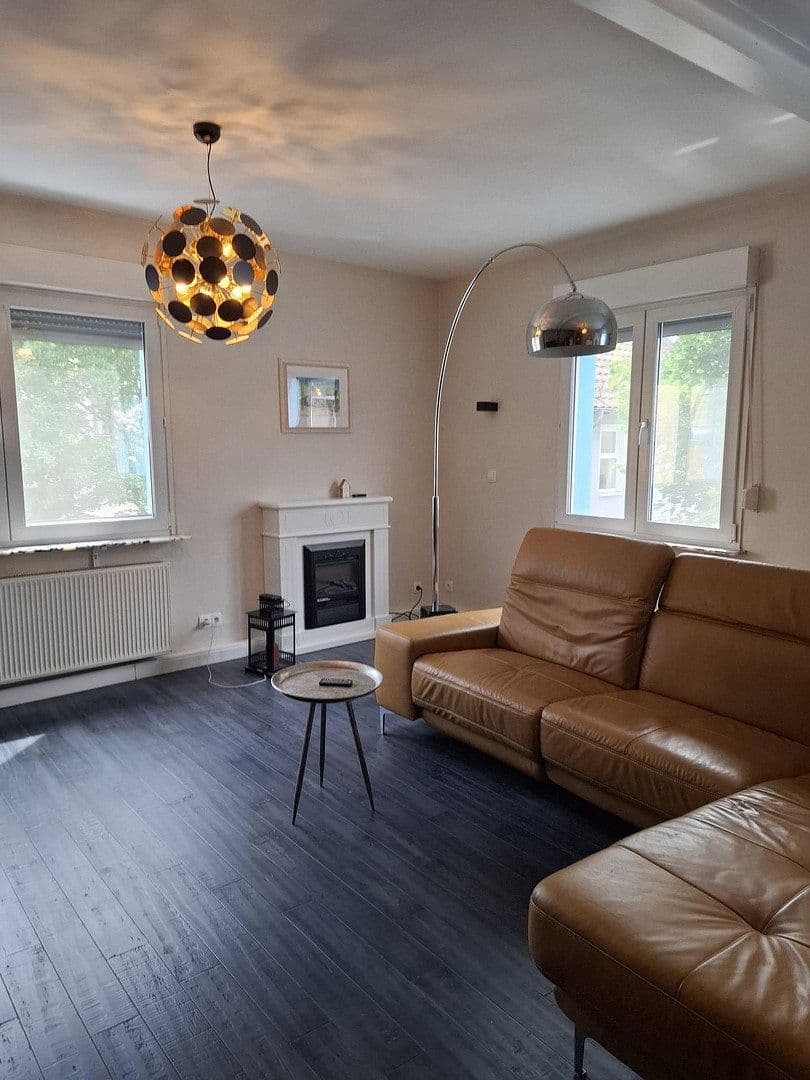 Prodej domu 152 m², pozemek 318 m², Offenbach, Hessen Prodej domu 152 m², pozemek 318 m², Offenbach, Hessen