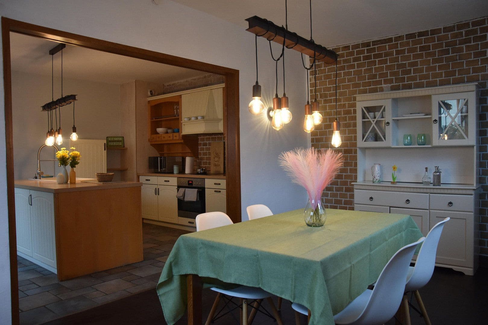 Prodej domu 152 m², pozemek 318 m², Offenbach, Hessen Prodej domu 152 m², pozemek 318 m², Offenbach, Hessen