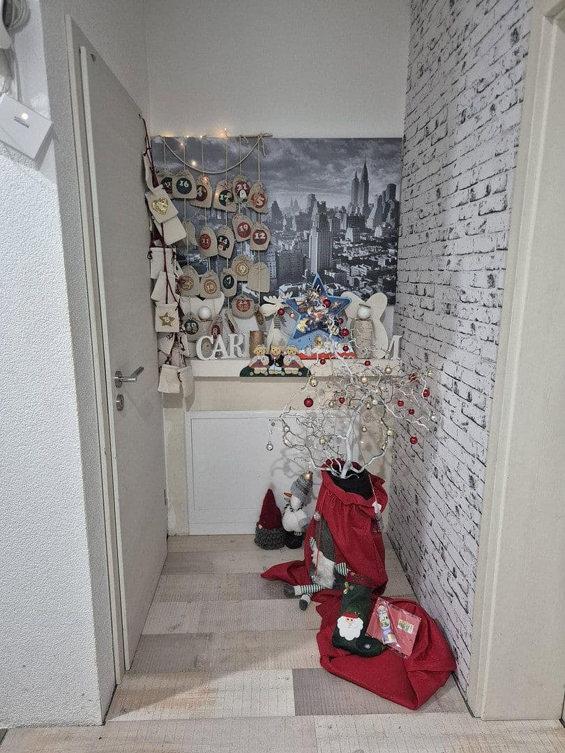 Prodej domu 140 m², pozemek 530 m², Winterbach, Bádensko-Württembersko Prodej domu 140 m², pozemek 530 m², Winterbach, Bádensko-Württembersko