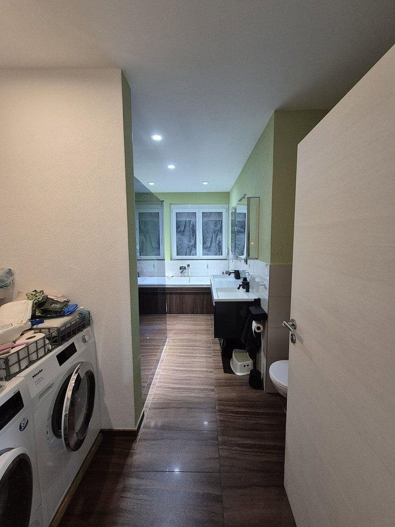 Prodej domu 140 m², pozemek 530 m², Winterbach, Bádensko-Württembersko Prodej domu 140 m², pozemek 530 m², Winterbach, Bádensko-Württembersko