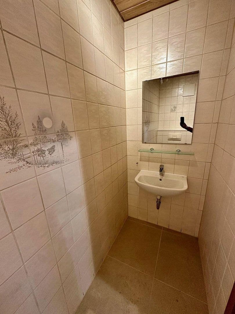 Pronájem bytu 3+kk 150 m², Aichtal, Bádensko-Württembersko Pronájem bytu 3+kk 150 m², Aichtal, Bádensko-Württembersko